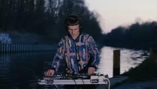 Beats in Offbeat Places: Canal